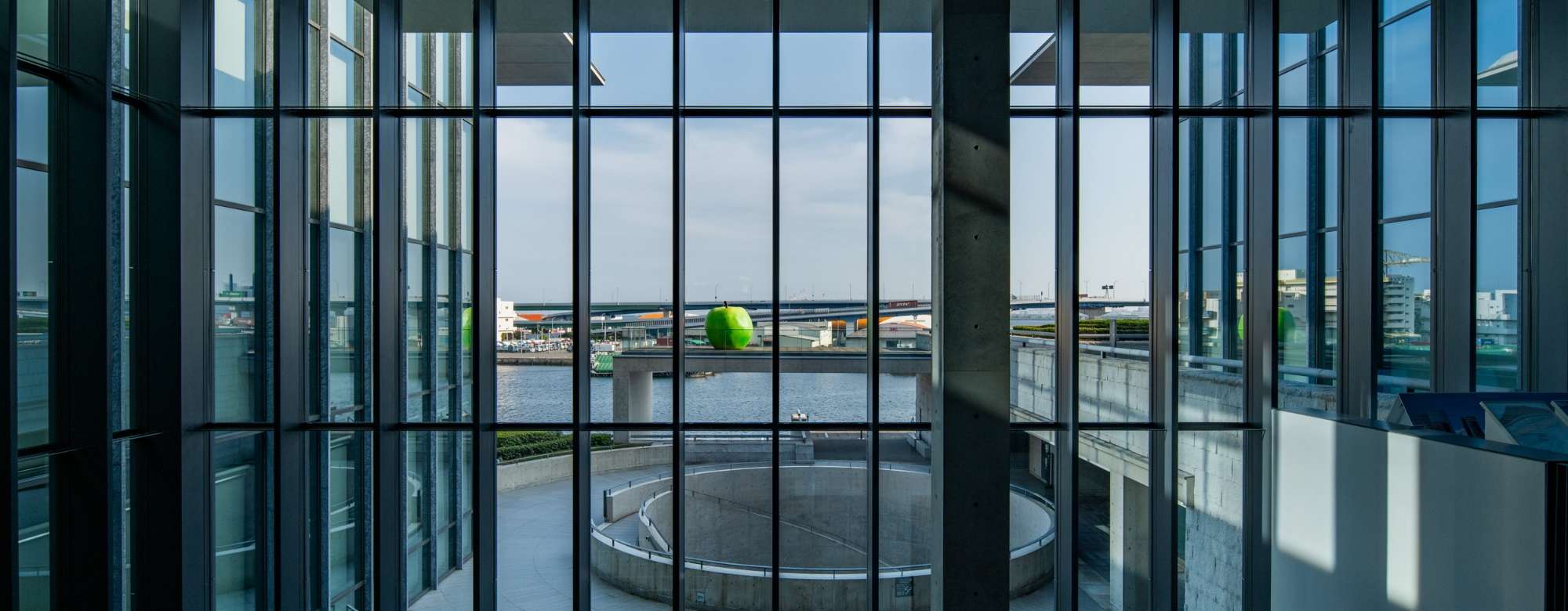 内観 /©Nobutada Omote.