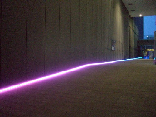 LED照明の誘導灯の画像