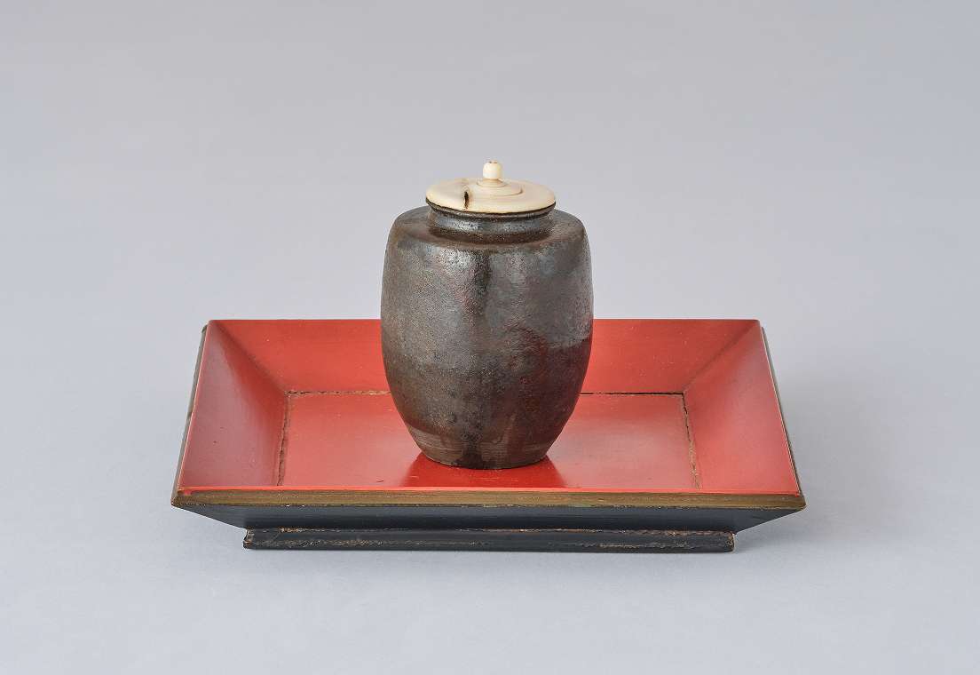  Tea caddy with angular shoulders, named “Seitaka” Song dynasty, 13th century Important Art Object The Egawa Collection