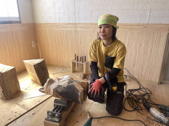 小岩 芽生さん